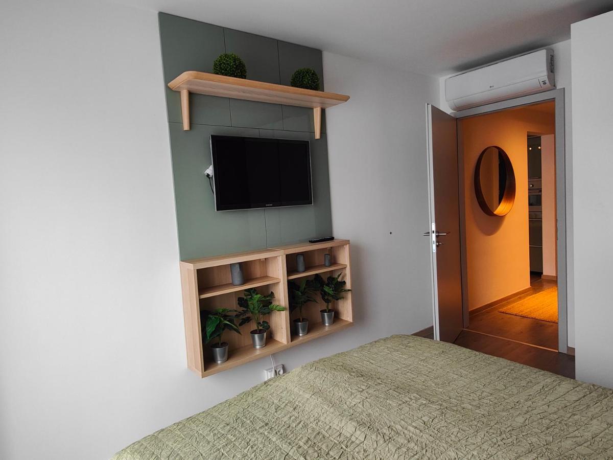 Beachfront Paradise Ezuest Panorama Lakeview Apartment With Panoramic Terrace Siofok Exterior photo