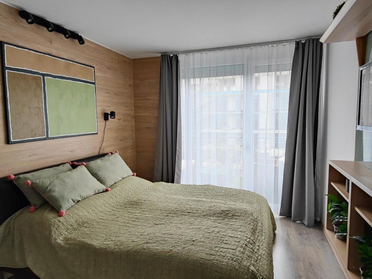 Beachfront Paradise Ezuest Panorama Lakeview Apartment With Panoramic Terrace Siofok Exterior photo